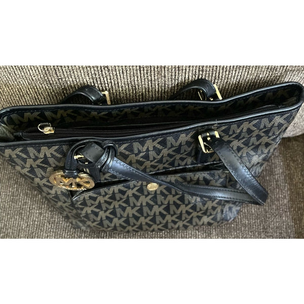 Michael Kors Signature Medium Tote Bag