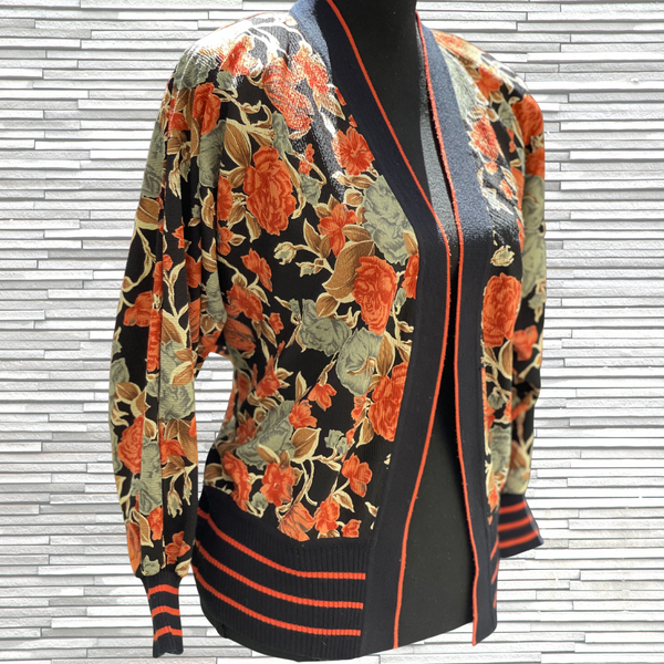 Chic and Sporty Lightweight Jacket