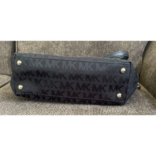 Michael Kors Signature Medium Tote Bag